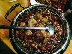石锅沸腾黑鱼-辛香汇(飞洲店)