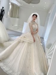 -艾米丽婚纱礼服