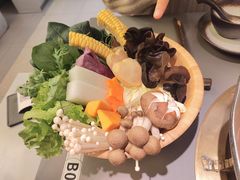 -湊湊火锅·茶憩(南京万象天地店)