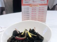 -万龙洲海鲜(大兴绿地缤纷城店)