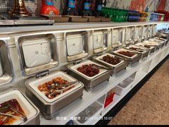 -爱客得牛排海鲜烤肉·火锅自助(春熙路黑金好店)
