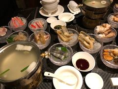 -半岛翡丽海鲜自助餐厅(观风亭店)