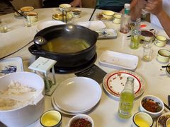 -菌之家·专业纯野生菌火锅·特色炒菌