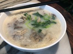 浓汤菌菇面-功德林(南京西路店)