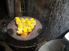 -彝人部落火盆烧烤(原内环足球场店)