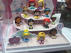 -泡泡玛特POPMART(上海环球港店)