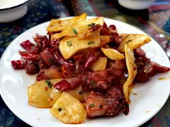 摩梭饵块鸡-泸沽肴(泸沽湖大洛水村农村信用社旁店)