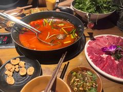 -贵厨酸汤牛肉(花果园国际中心店)
