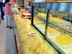 面包甜点陈列柜-嘉定凯悦·咖啡厅