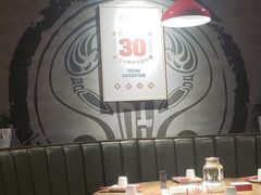 卡座-叶派龙虾•招牌香辣蟹·海鲜(中海国际店)