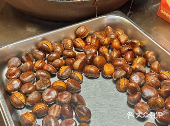 坪洲地铁口吃不腻的糖炒板栗