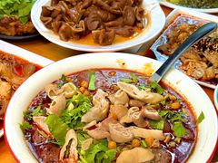 -朱大嘴肥肠血旺(福字街店)