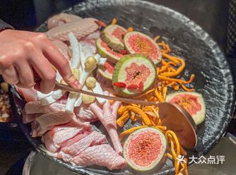 就说现在的餐厅为啥那么卷