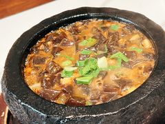 -梅利汴京烤鸭•开封豫菜地标店(东大街店)