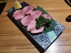 特上厚切牛舌-炼火烤肉店