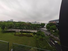 -上海滴水湖皇冠假日酒店