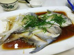 -鑫悦楼煎蟹·16年海鲜大排档