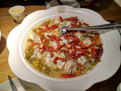 老坛酸菜鲈鱼-江渔兒酸菜魚專門店(顺盈时代广场店)