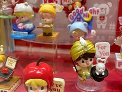-泡泡玛特POPMART(凯德大峡谷店)