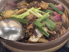 -胡须佬鸡煲四季火锅店(石厦西村直营店)