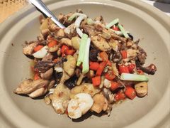 -绿草地·湘菜(7mall店)