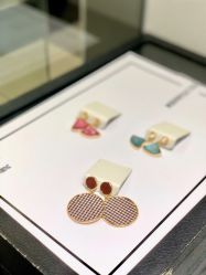-Wisezone唯点穿耳打耳洞专业国际连锁品牌