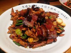 土萝卜干炒土腊肉-吃饭皇帝大(合生汇店)