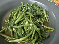 -Kat's Kitchen