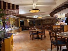 -国宾酒店-花园咖啡自助餐厅(北营房中街店)
