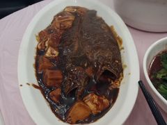 红烧豆腐烩小黄鱼-玲珑餐厅(陕西南路店)