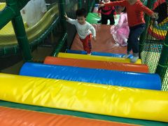 -蒙特利亲子乐园