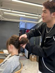 -藤野造型烫发染发