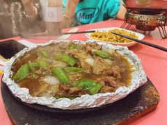 铁板牛肉-天天沸腾(东港路店)