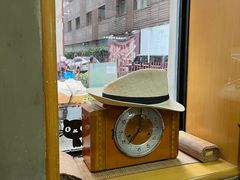 靠窗位-沪西老弄堂面馆(定西路店)