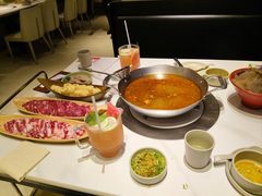 -左庭右院鲜牛肉火锅(金山万达店)