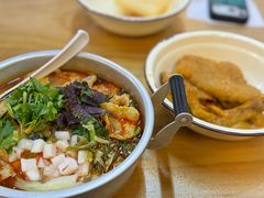 -丽丽三鲜螺蛳粉(田林路店)