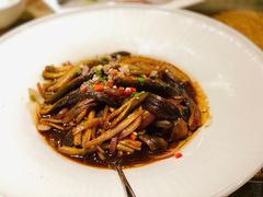 苏帮响油鳝丝-阳澄湖费尔蒙酒店颐丰阁中餐厅(马鞍山西路店)