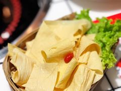 -喜悦小串丹东小黄牛海鲜烧烤大排档(民主广场店)