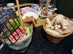 -鹿鸣山草本茶香火锅(园西路店)