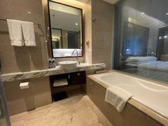 -上海龙之梦万丽酒店