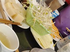 豆芽-冯记香辣兔火锅(茶店子总店)