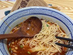 -魔都三兄弟酸辣粉·蘸卤炸串(虹桥万科店)