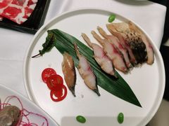 -红鼎豆捞·非遗鲍皇汤火锅(宝丰路店)