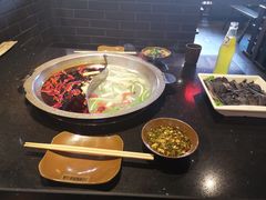 -宽板凳老灶火锅(南礼士路店)