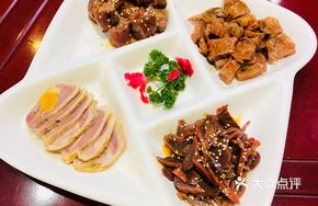 Must-Try Duck Four Treasures
