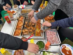 三圣乡自助烧烤-三圣里·中餐宴请·自助烤肉·烤全羊·柴火鸡(旗舰店)