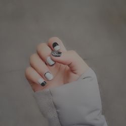 -孔雀手美甲美睫护理