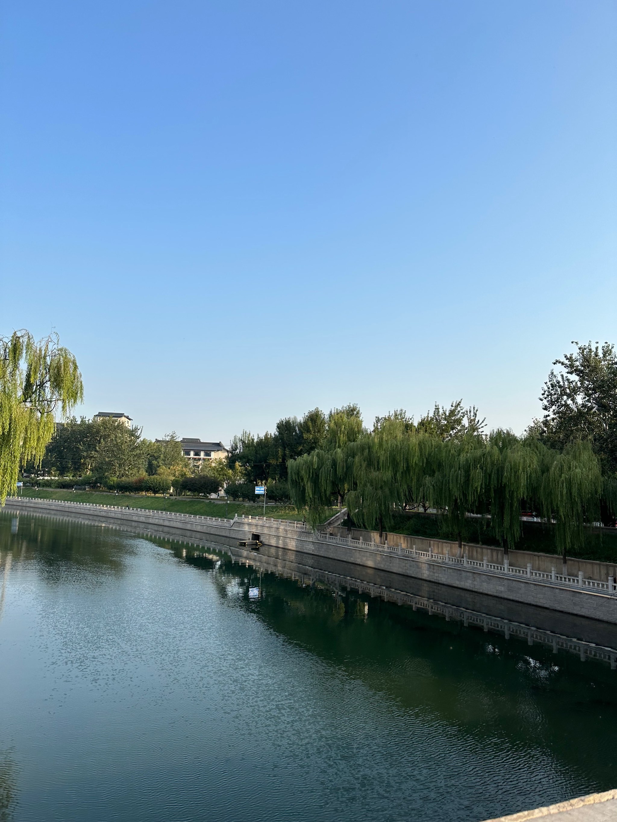 玉渊潭公园东门外