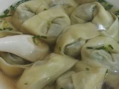 -潘国仙耳光馄饨(黄家阙路店)
