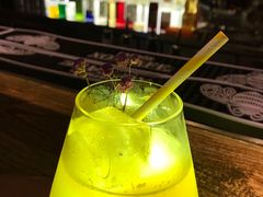灰姑娘-胡桃里音乐酒馆(下沙店)